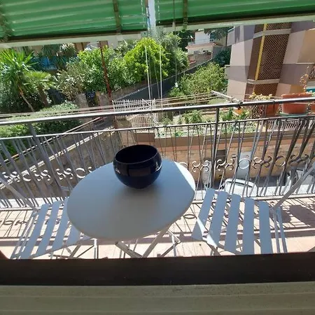 La Casa Di Iole Apartment Sanremo Exterior photo